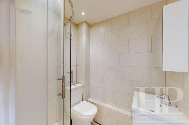 En-Suite Bathroom