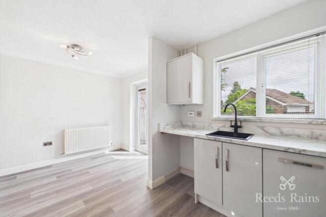3 bed Detached for sale Image 11