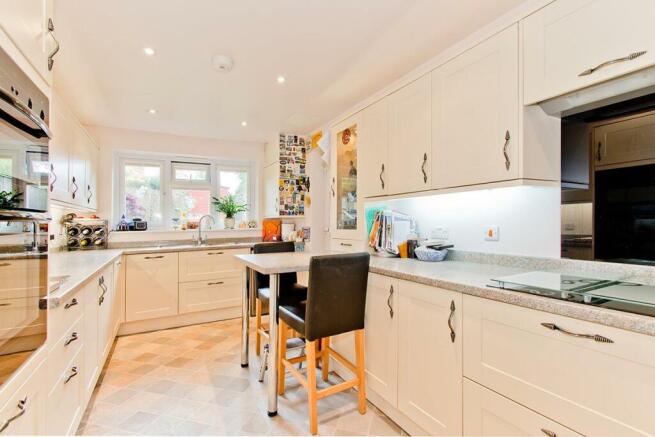 kitchen2.jpg
