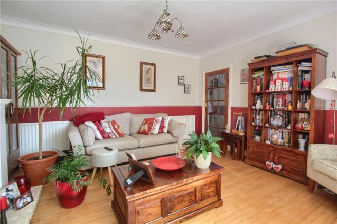 3 bed Semi-Detached for sale Image 6