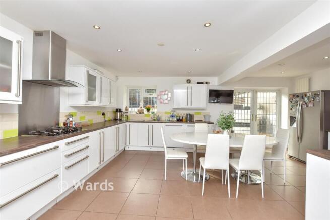 Kitchen/Breakfast Room