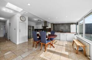 21, Milton Avenue, Barnet EN5 2EX