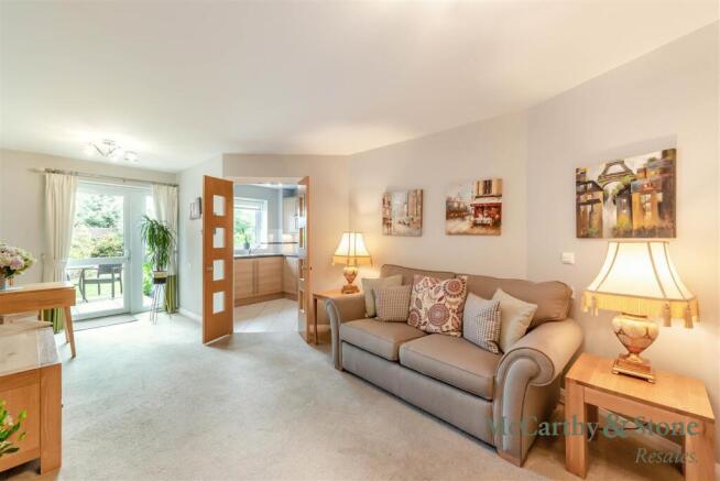 8702114-interior23.jpg
