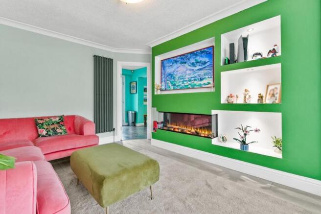 Fern Drive, Barrhead, G78 photo 4