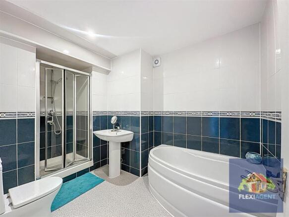 4 piece Bathroom