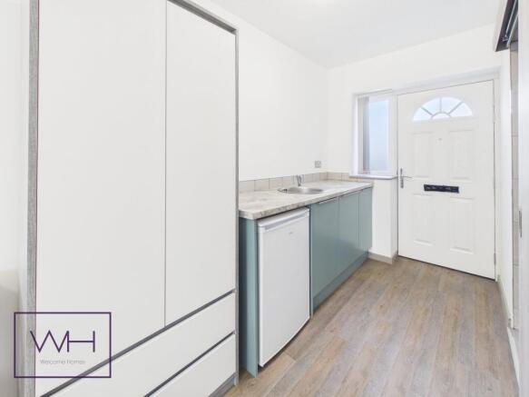 1 bed Serviced Apartments to rent Image 8