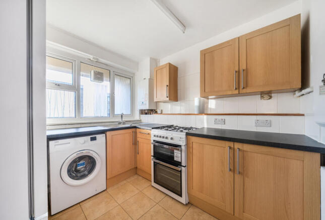 1388543-16-693951...