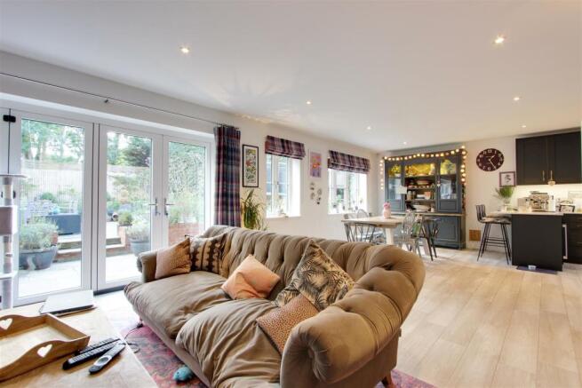 IMG_0861-IMG_0863.jpg