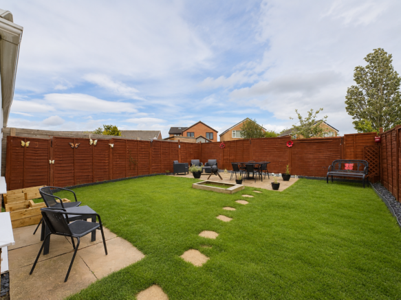 3 bed Link Detached House for sale Image 10