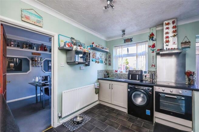 Greencroft, Clifton, Nottingham, NG11 photo 2