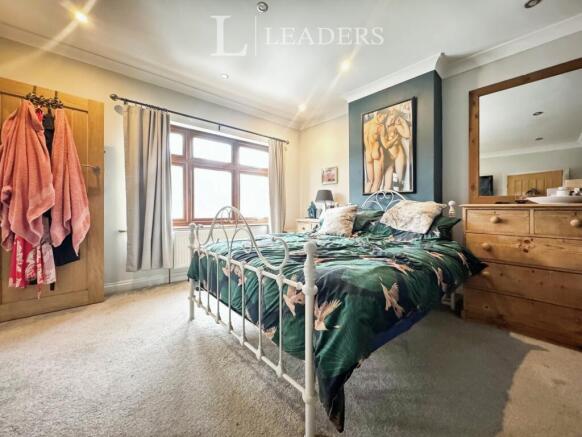 Bedroom (2)