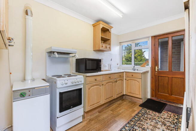 2 bed Detached Bungalow for sale Image 5