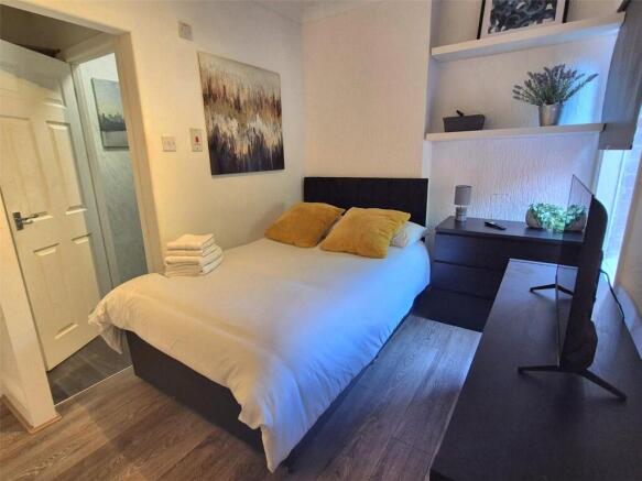 Lounge/Bedroom