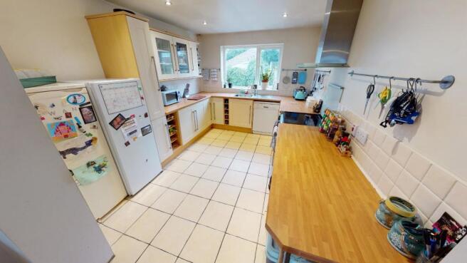 Stanley Avenue Kitchen