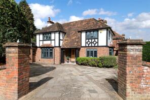 Cornerways, The Kingsway, Ewell KT17 1LT