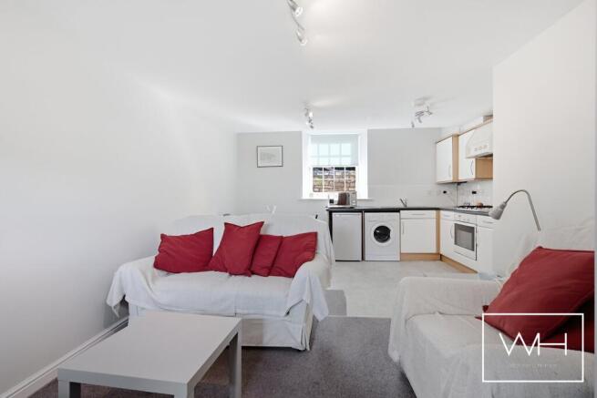 3 bed Coach House for sale Image 8