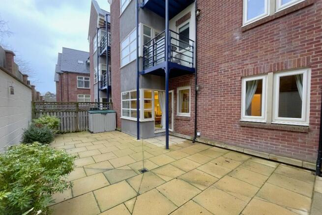 2 bed Apartment for sale Image 9