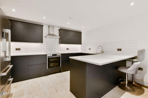 Broadway, West Ealing, London, W13