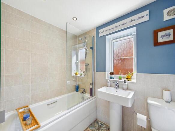 3 bed Detached for sale Image 8