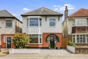 141, Beaufort Road, Bournemouth BH6 5AX