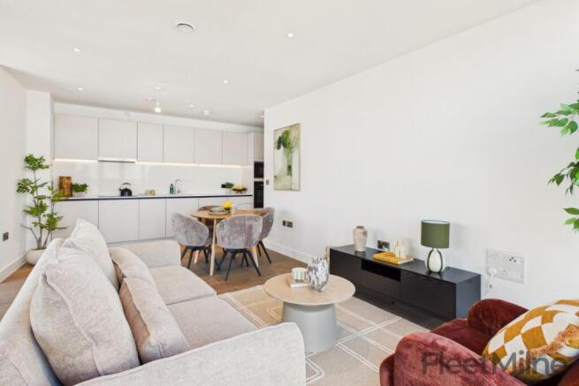 Lounge/dining room