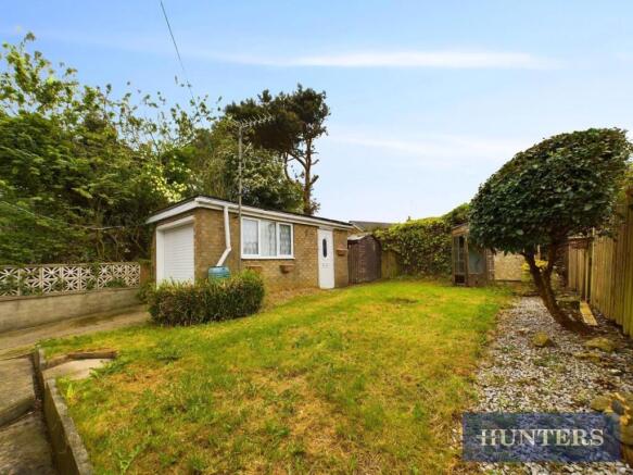 2 bed Semi-Detached Bungalow for sale Image 10
