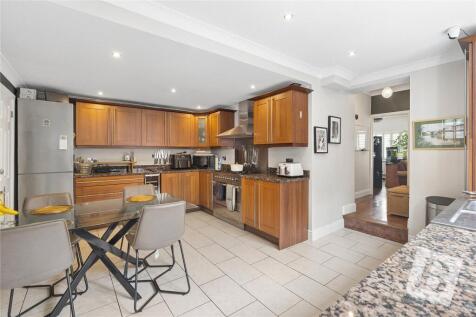 Coopers Hill, Ongar, Essex, CM5