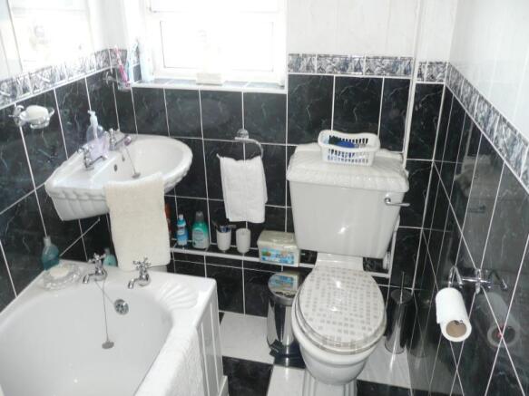 Photo 11