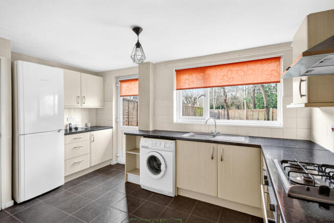 20crowthorneroadnorthlarge8