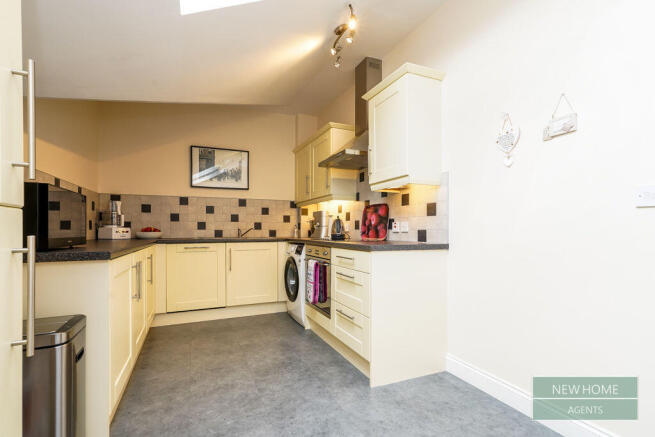 1 bed Flat for sale Image 4