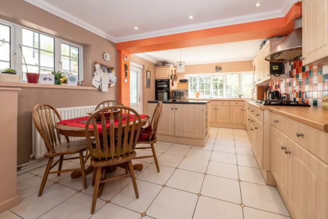 Kitchen/Breakfast Room