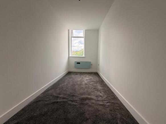 2 bed Flat to rent Image 4