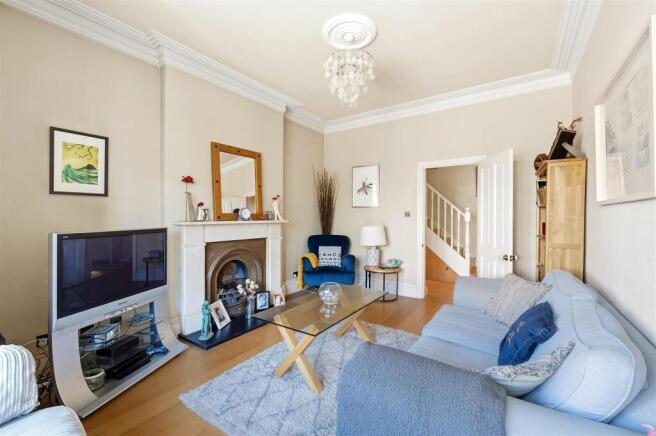 12a laurel Road -5.jpg