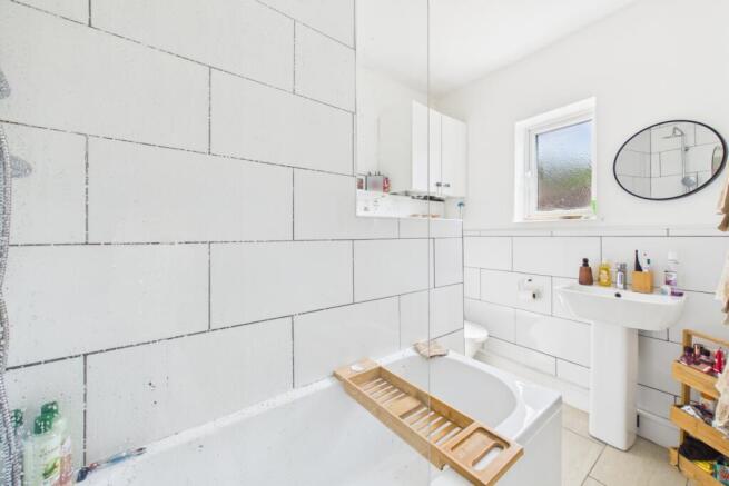 2 bed Terraced for sale Image 9