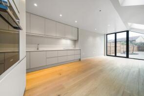 38, Kinsale Road, London SE15 4HL