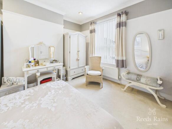 3 bed Terraced for sale Image 8