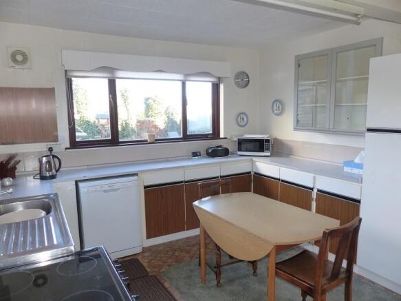 Kitchen/Breakfast Room