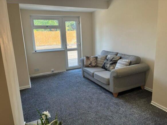 2 bed Semi-Detached for sale Image 7