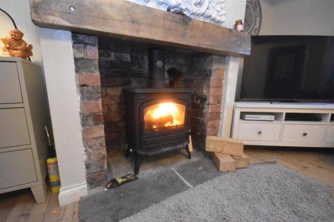 2 bed Cottage to rent Image 6