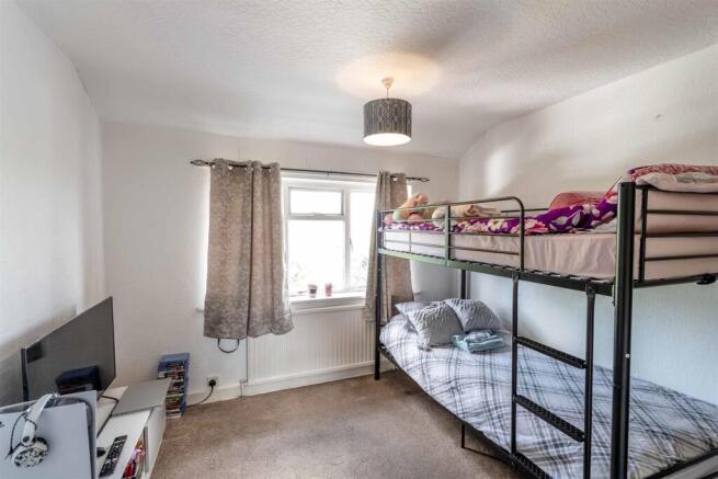 3 bed Semi-Detached for sale Image 8