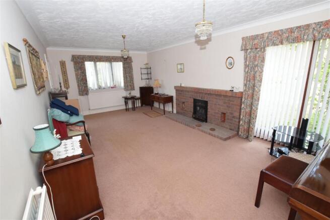 Sitting Room.JPG