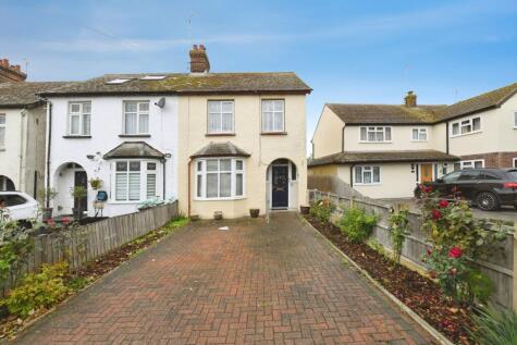 Station Road, BURNHAM-ON-CROUCH, Essex, CM0