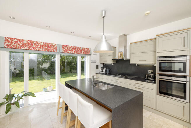Kitchen of 1 Brighouse Park Rigg