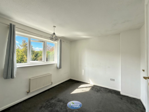 2 bed Semi-Detached for sale Image 11
