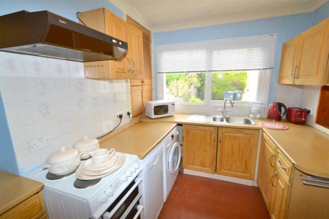 kitchen1.jpg