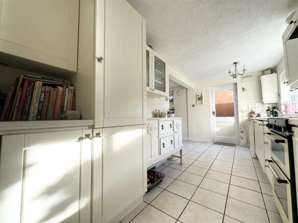 Family Dining Kitchen