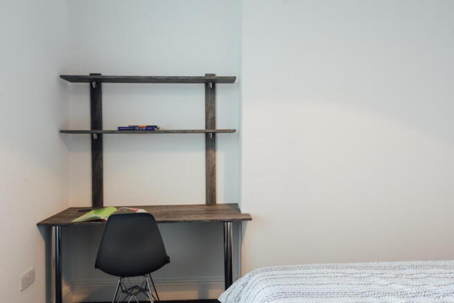 2 bed House to rent Image 8