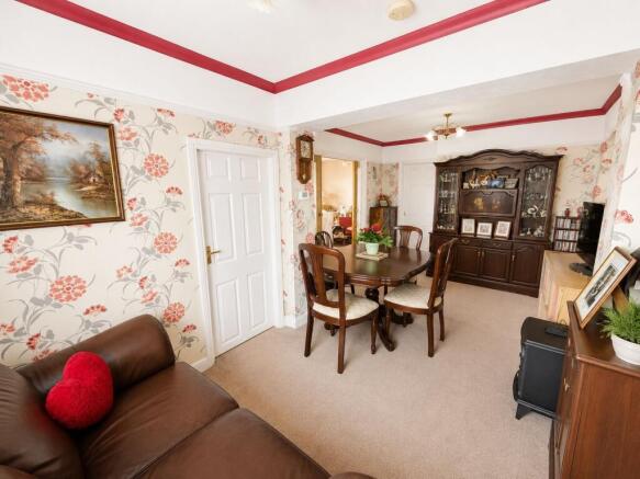 2 bed Bungalow for sale Image 5