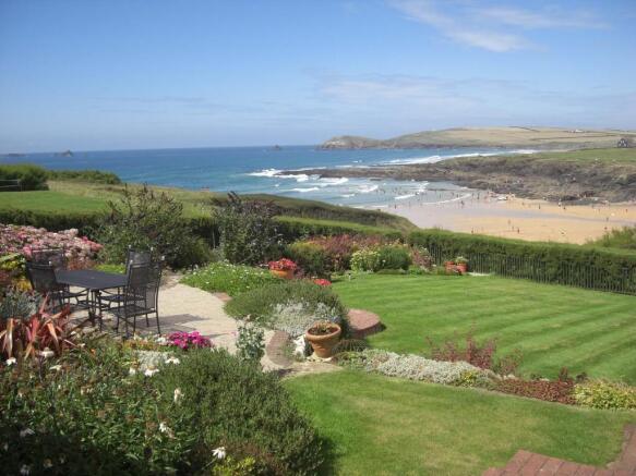 GARDENS/VIEW