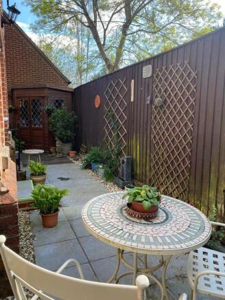 Photo 11